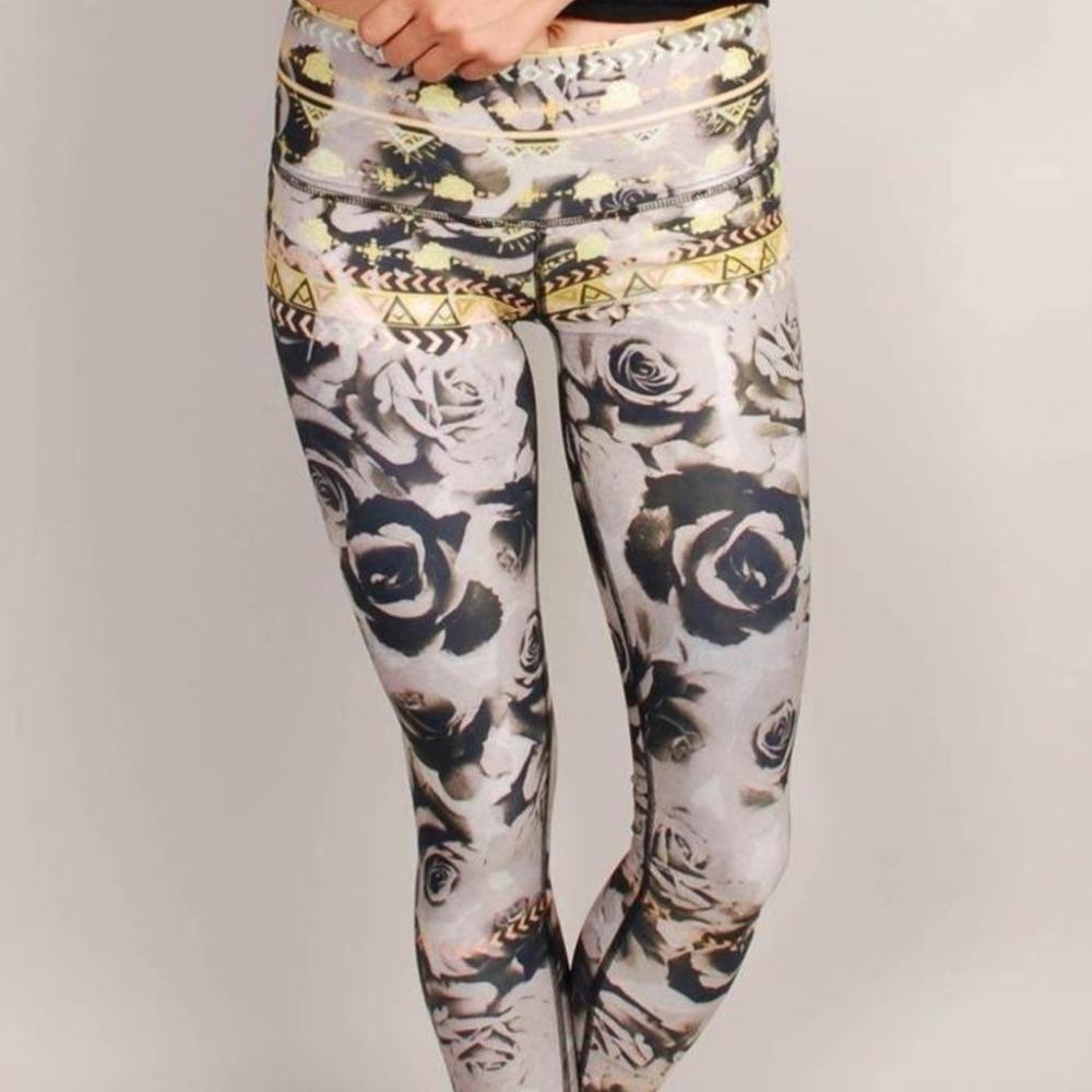 Teeki yoga pants